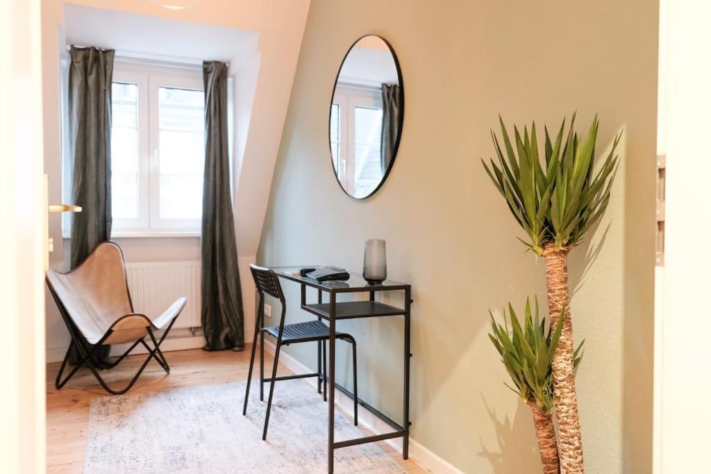 Apartament Stadtoase Design In Der Altstadt Von *